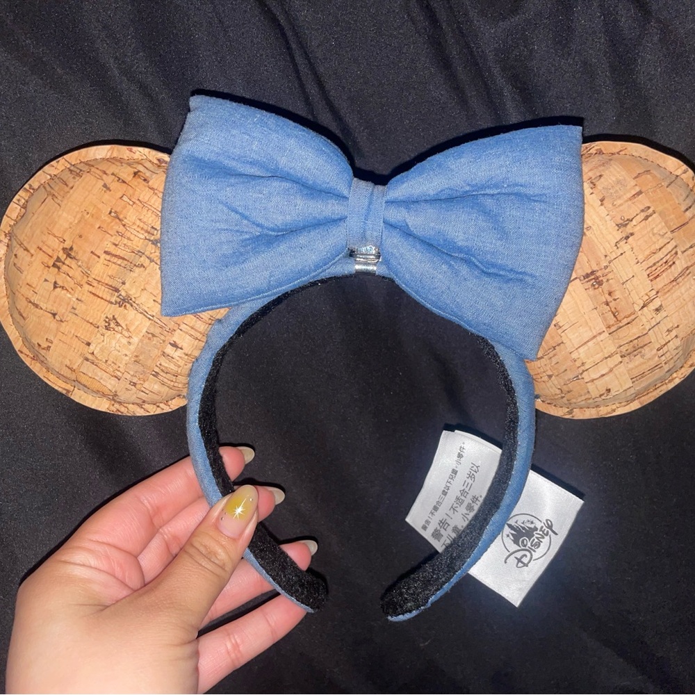 Disney pin ears